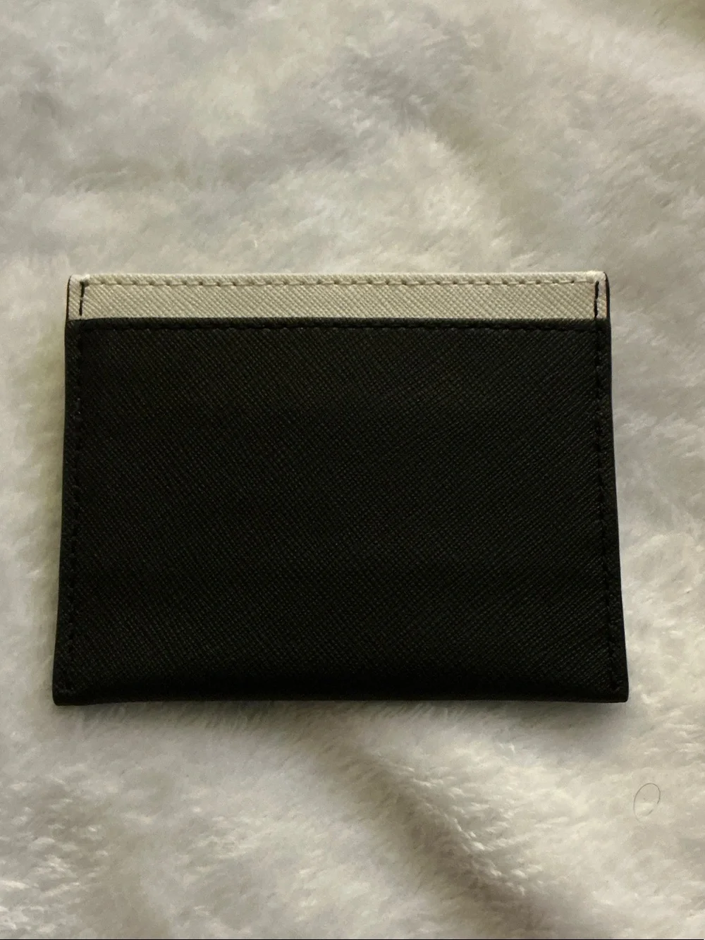 kate spade x Disney Novelty Cardholder Red Bow Minnie Mouse Silhouette (EUC)